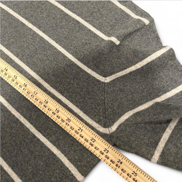 J. Crew Men's Gray and White Striped Crewneck Sweater - Picture 5 of 7